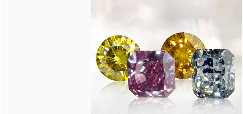 Цветных бриллиантов встречается не больше 2% от общего объема алмазов ювелирного качества