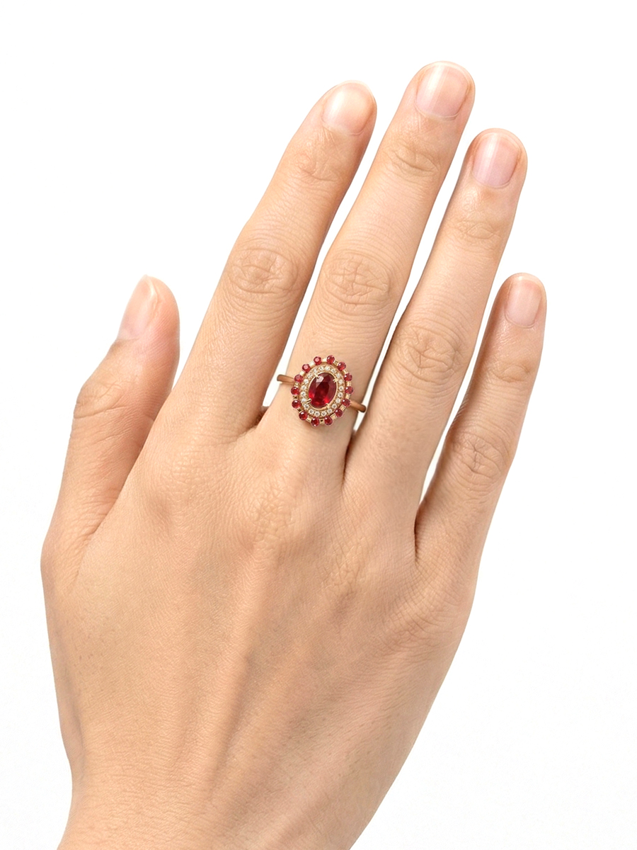 Кольцо золотое 585 с рубинами и бриллиантами 