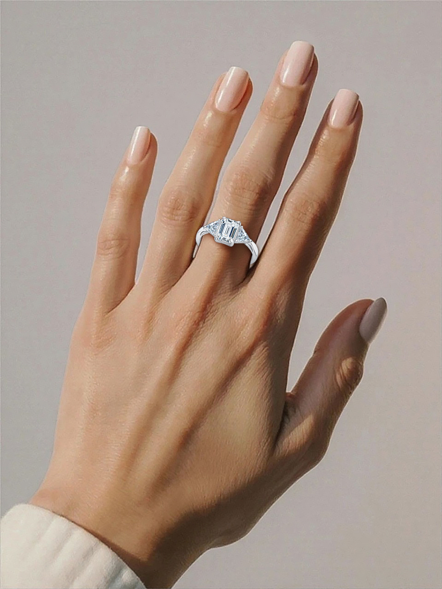 Кольцо из белого золота 585 с бриллиантом 1,17 карата 