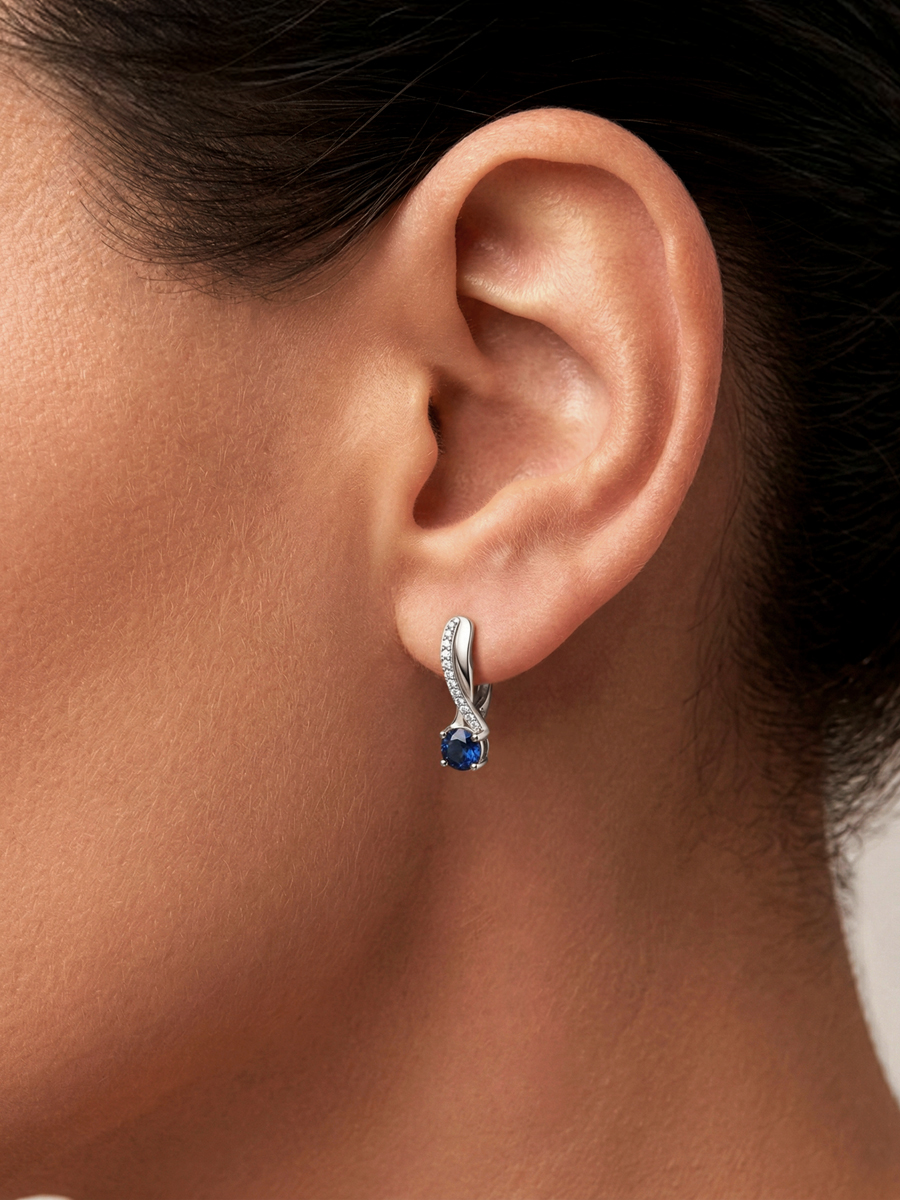 Серьги из белого золота 585 с сапфирами и бриллиантами