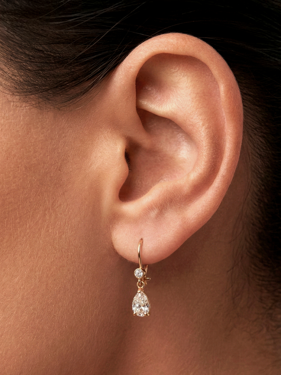 Серьги подвески золотые 585 с фианитами 