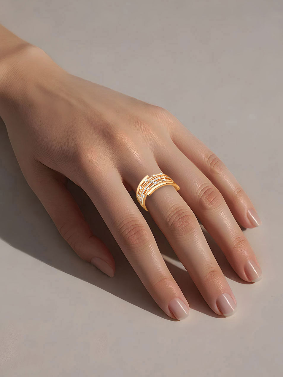 Кольцо золотое 585 с фианитами 