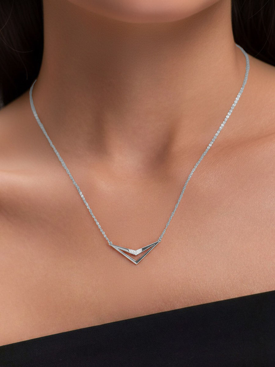 Колье из белого золота 585 с бриллиантами 