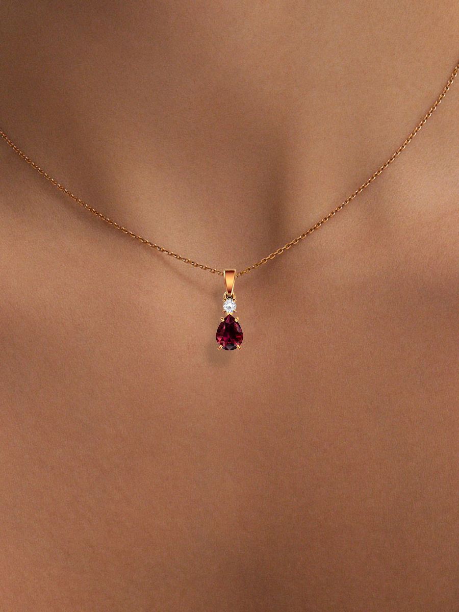 Подвеска золотая 585 с гранатом