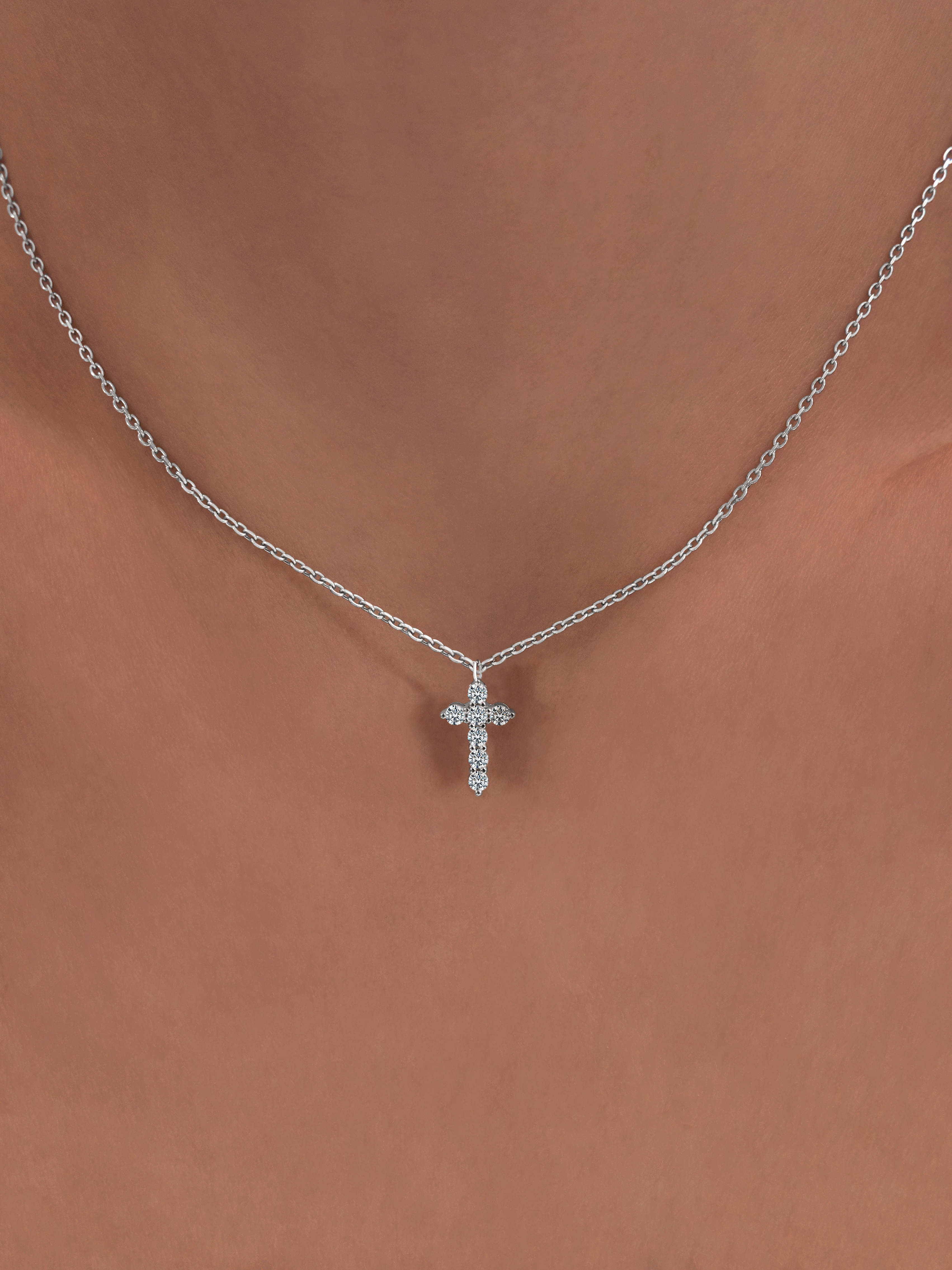 Колье крестик серебряное 925 с фианитами