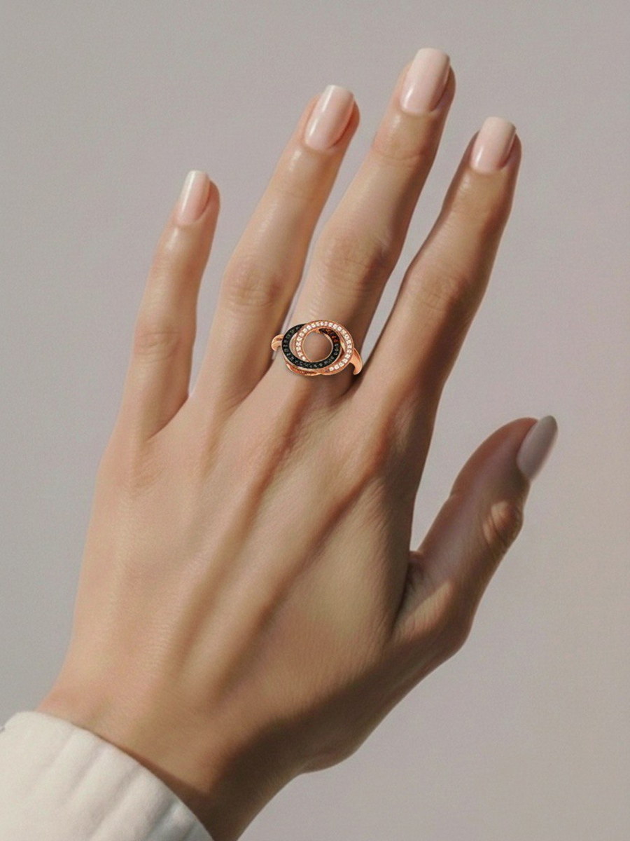 Кольцо золотое 585 с черными фианитами 