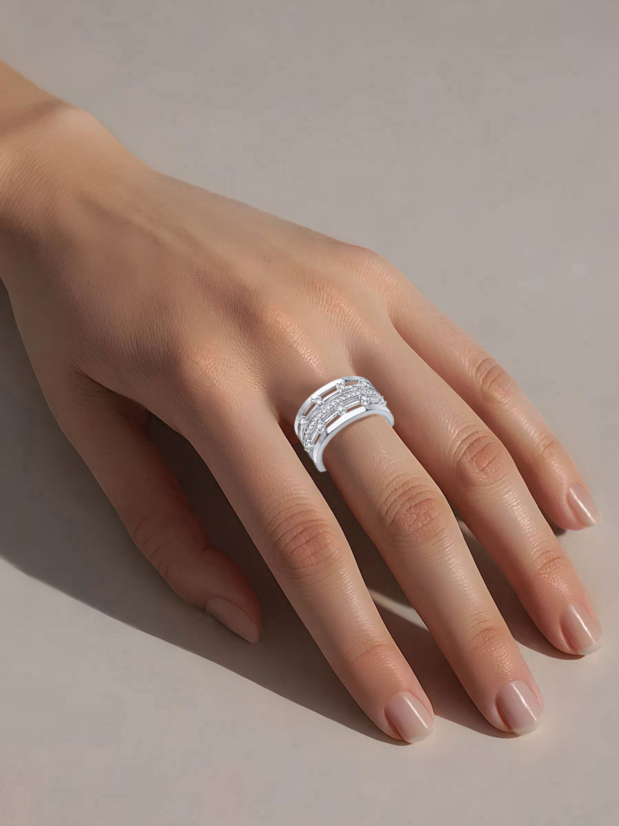 Кольцо серебряное 925 с фианитами