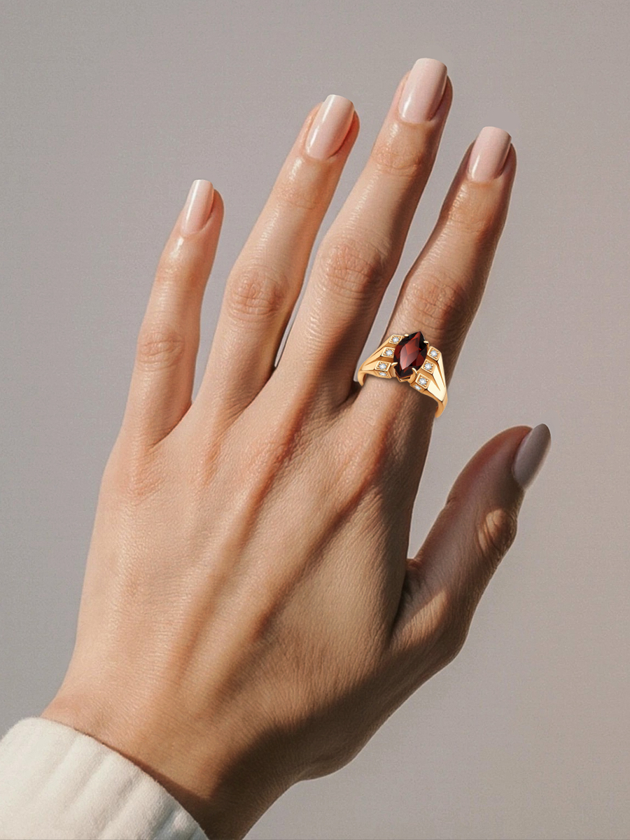 Кольцо золотое 585 с гранатом и бриллиантами | 1101701-00120