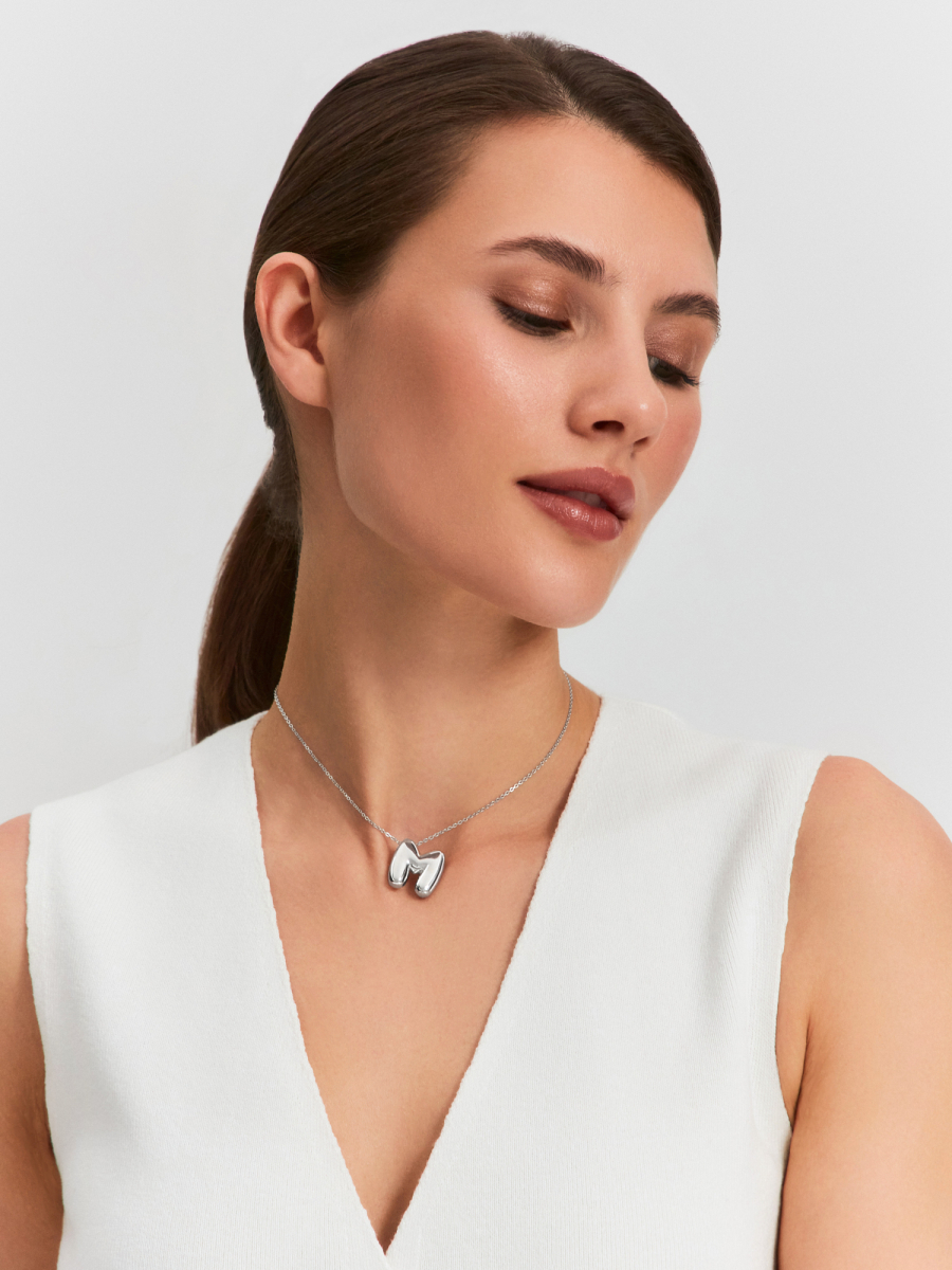 Подвеска буква М из серебра 925 без камней | 0400863Л00245