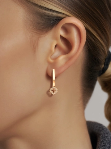 Серьги подвески золотые 585 клевер с бриллиантами