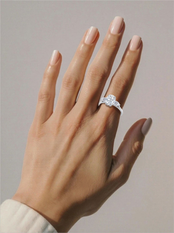 Кольцо из белого золота 585 с бриллиантом 1,17 карата