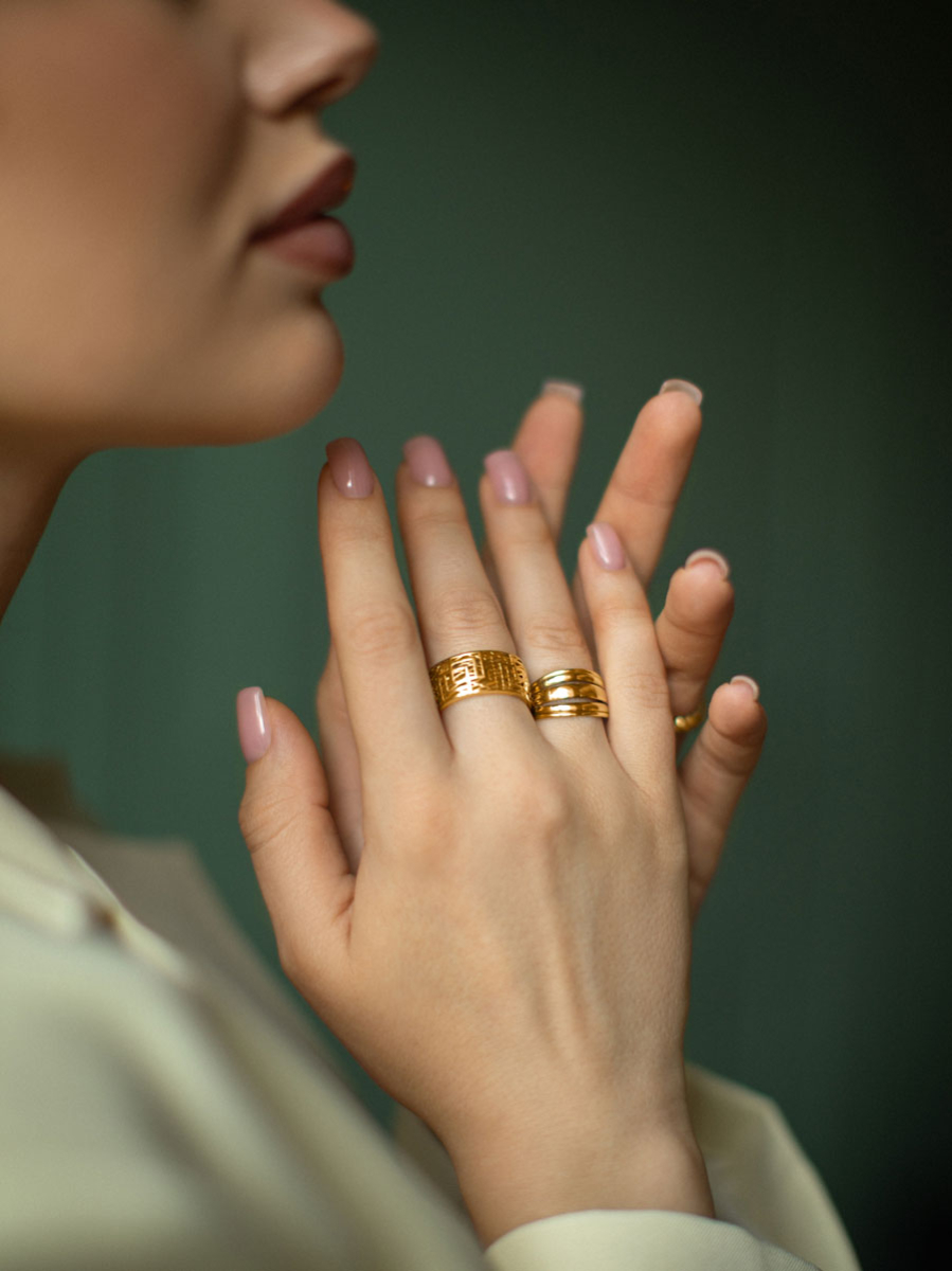 Кольцо широкое золотое 585 без камней | 1101727Л00241