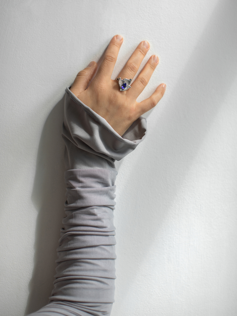 Кольцо из белого золота 585 с танзанитом и бриллиантами | 9101360-05532