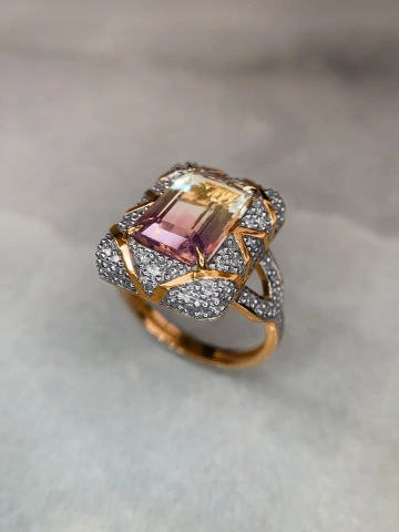 Кольцо золотое 585 с турмалином и бриллиантами
