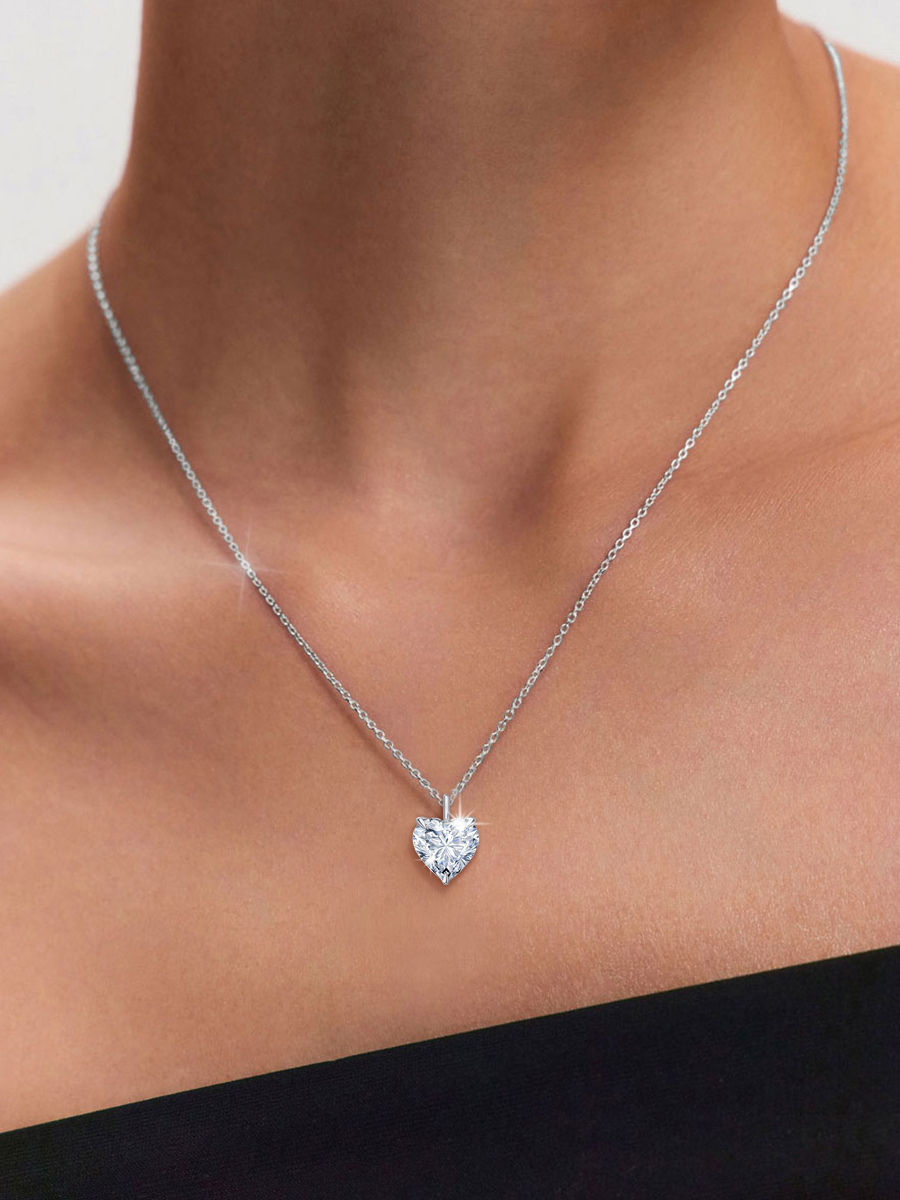 Колье сердце из белого золота 585 с муассанитом  | 0320635М05432