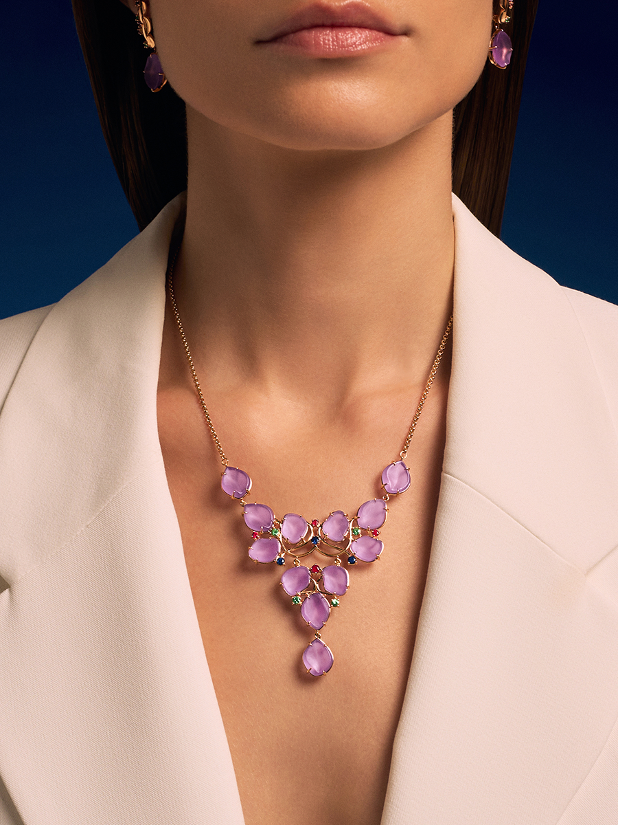 Колье золотое 585 с аметистами изумрудами и рубинами  | 9321251-05850