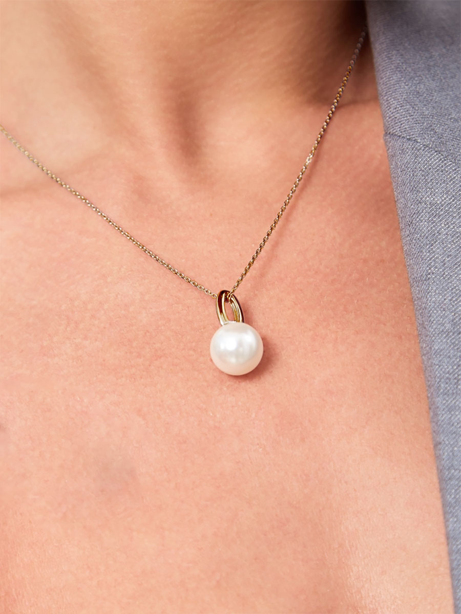 Подвеска золотая 585 с белым жемчугом | 4101598-03670