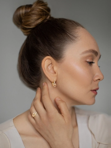 Серьги золотые 585 с морганитом и бриллиантами 