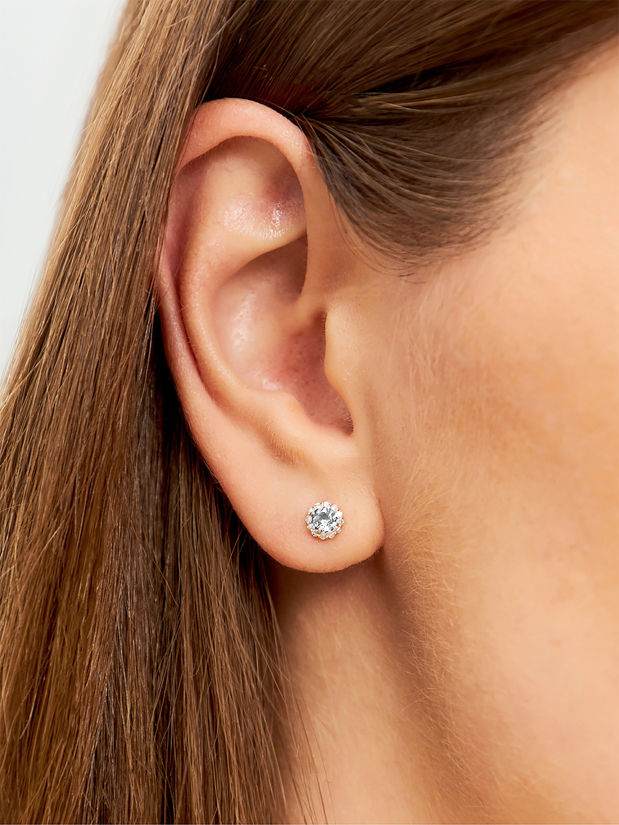 Серьги пусеты золотые 585 круглые с камнями фианитами | 6001145-00770