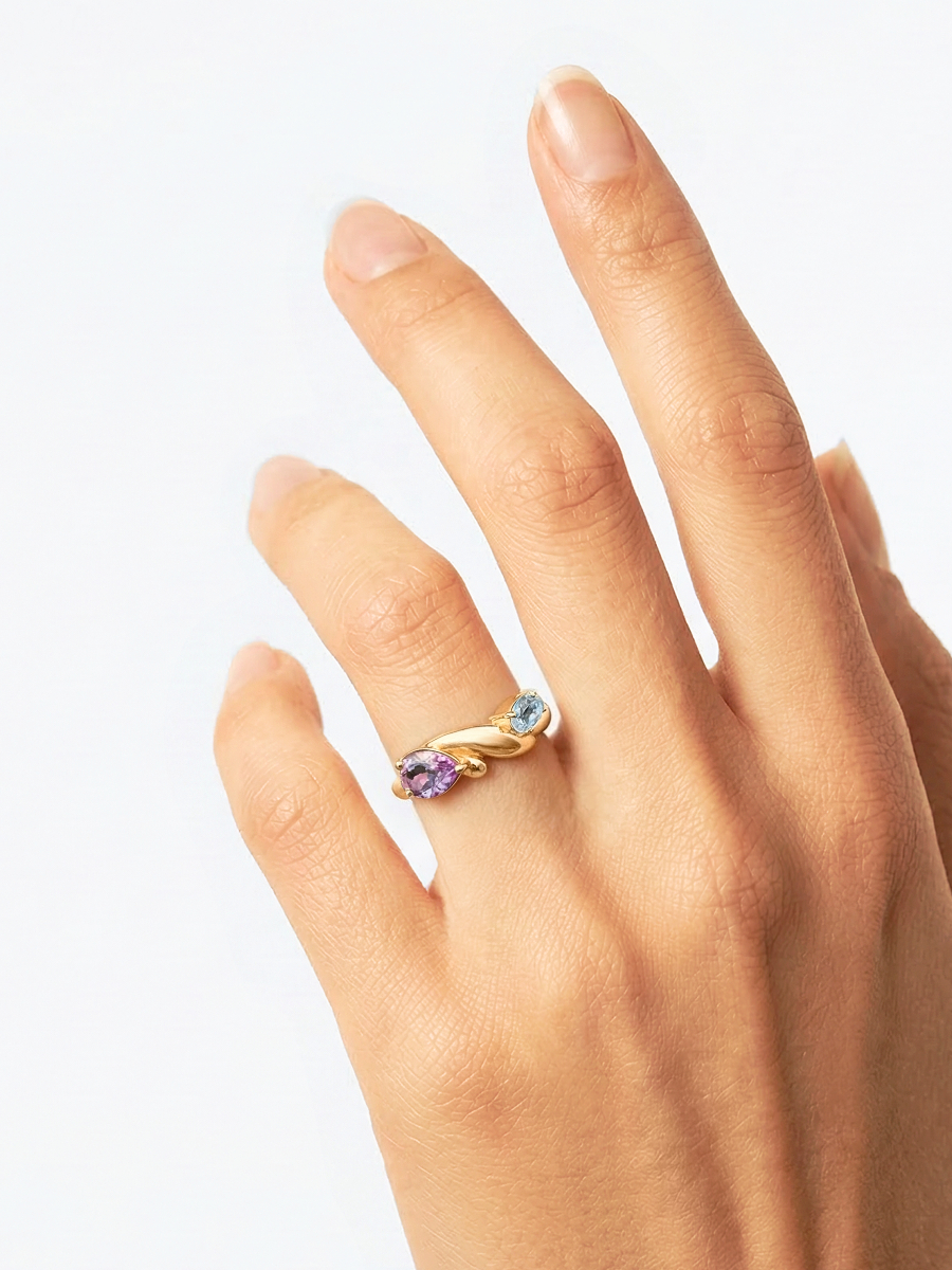 Кольцо золотое 585 с аметистом и топазом  | 1101811М00900