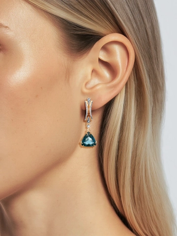 Серьги подвески золотые 585 с лондон‑блю топазами и бриллиантами 