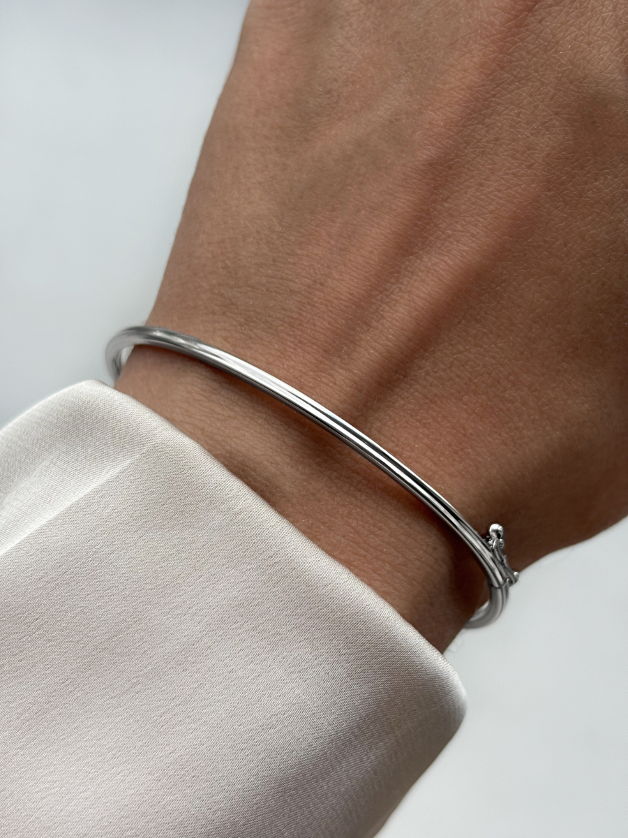 Браслет серебряный жесткий на руку 925 без камней | 2910210-00245