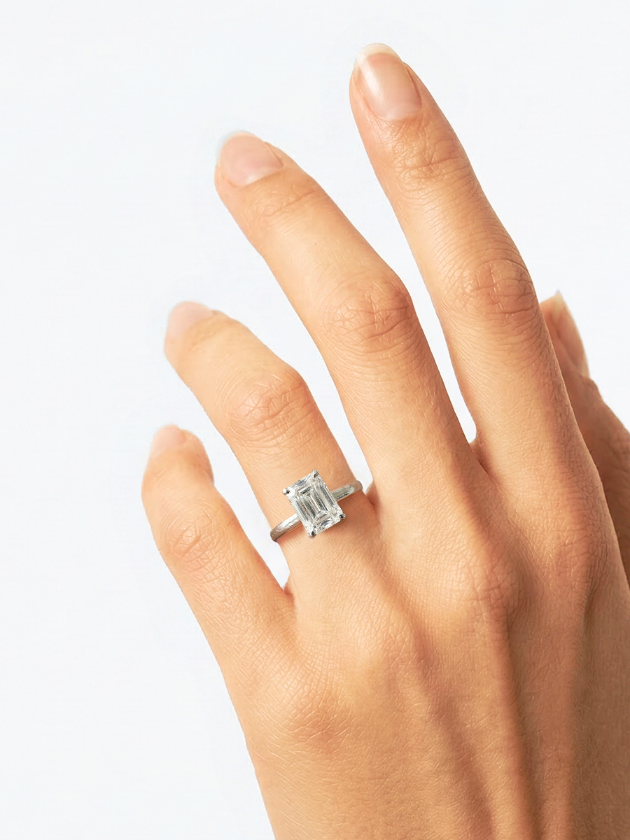 Кольцо из белого золота 585 с муассанитом 1.0 карата  | 1101812М05432