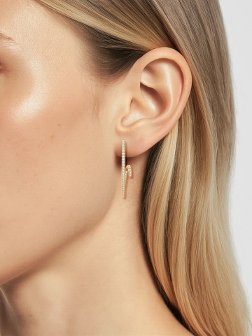 Серьги длинные золотые 585 с камнями фианитами 