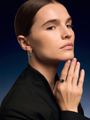 Кольцо золотое 585 с зеленым опалом и бриллиантами 