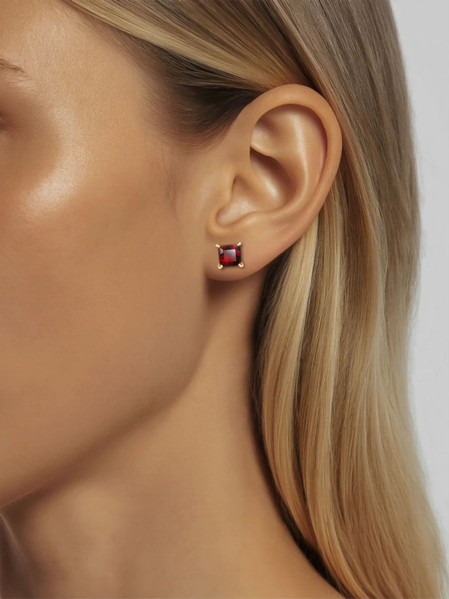 Серьги пусеты золотые 585 с гранатами  | 6001600-00290